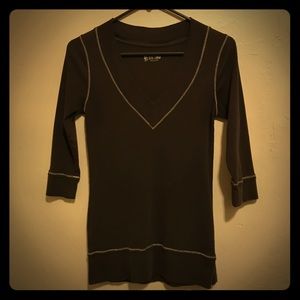 Victoria’s Secret Brown V-Neck Tee